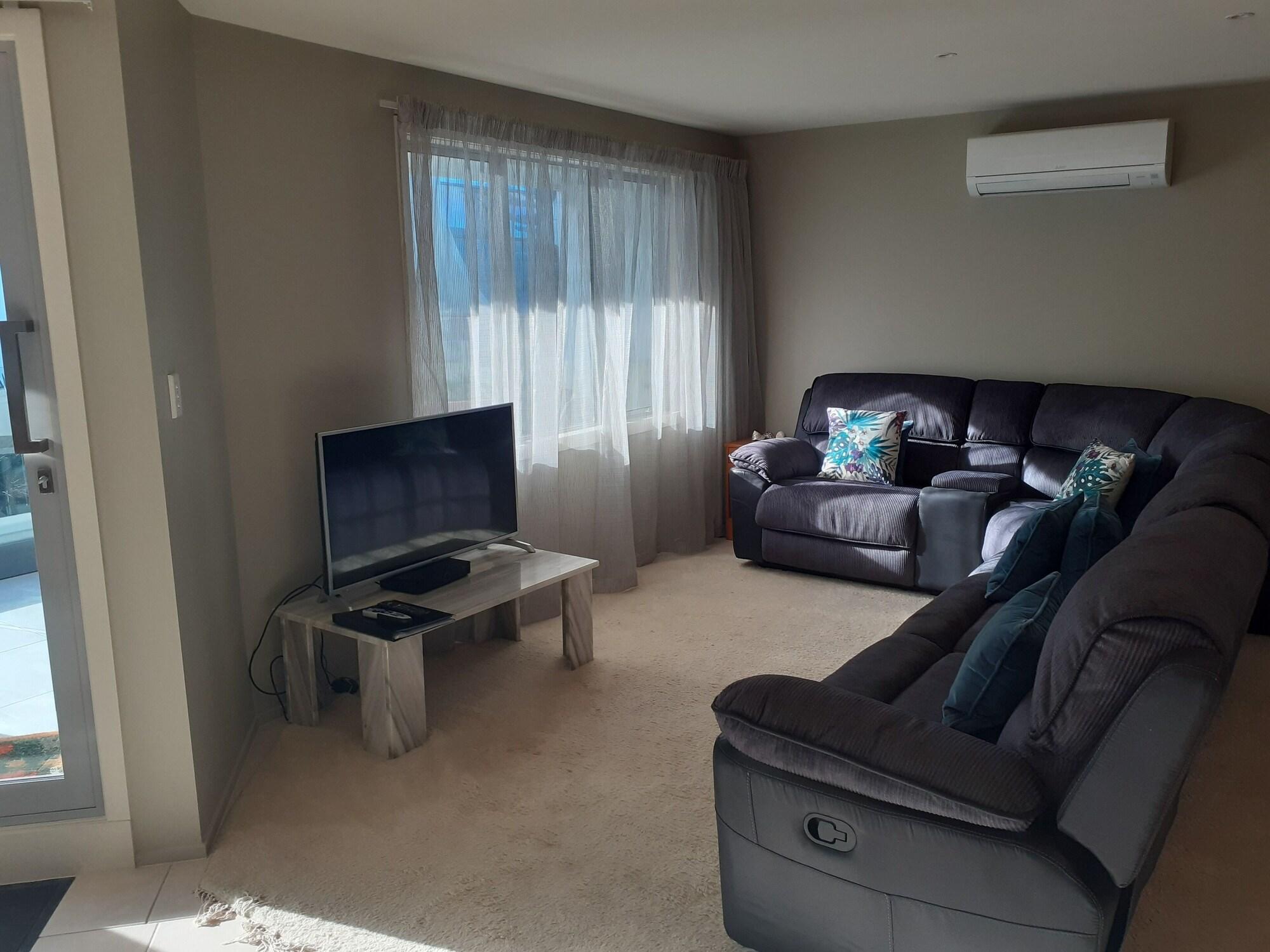 Pavilion Beachfront Apartments Mount Maunganui Bagian luar foto