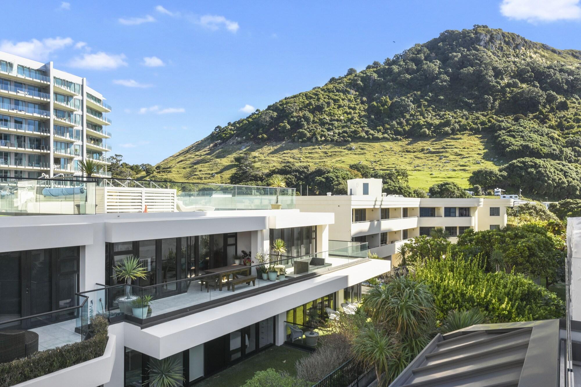 Pavilion Beachfront Apartments Mount Maunganui Bagian luar foto