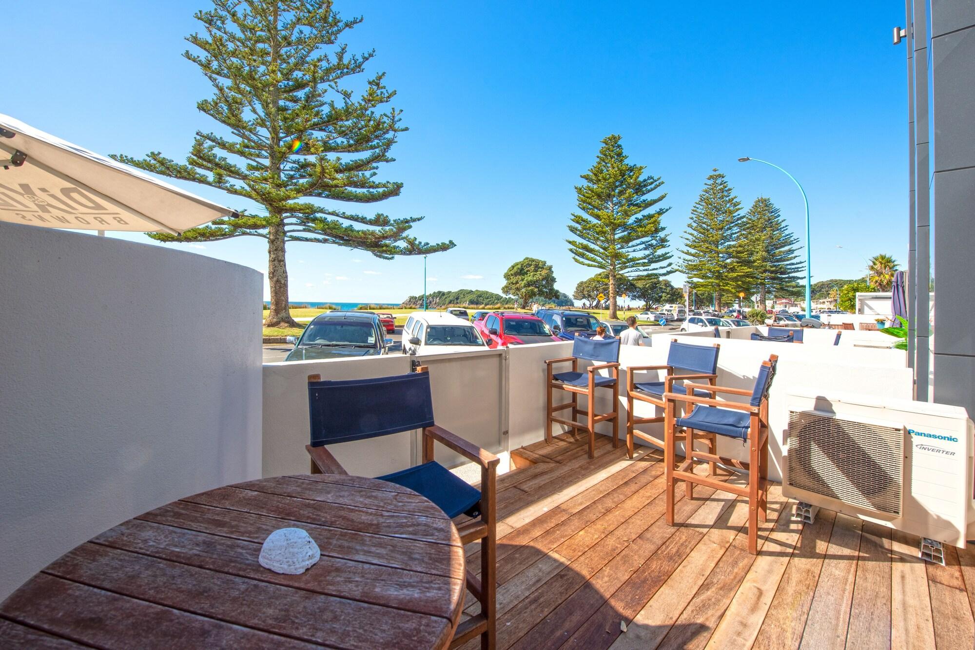 Pavilion Beachfront Apartments Mount Maunganui Bagian luar foto
