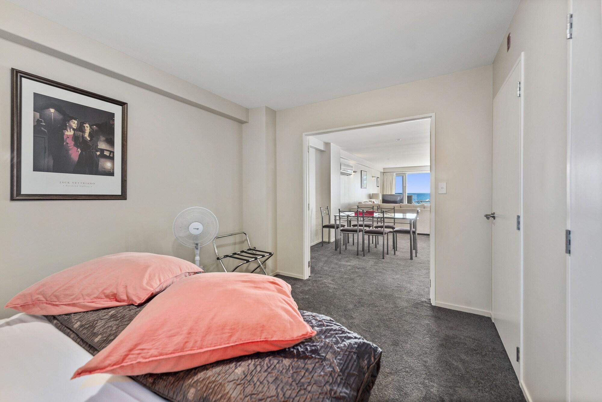 Pavilion Beachfront Apartments Mount Maunganui Bagian luar foto