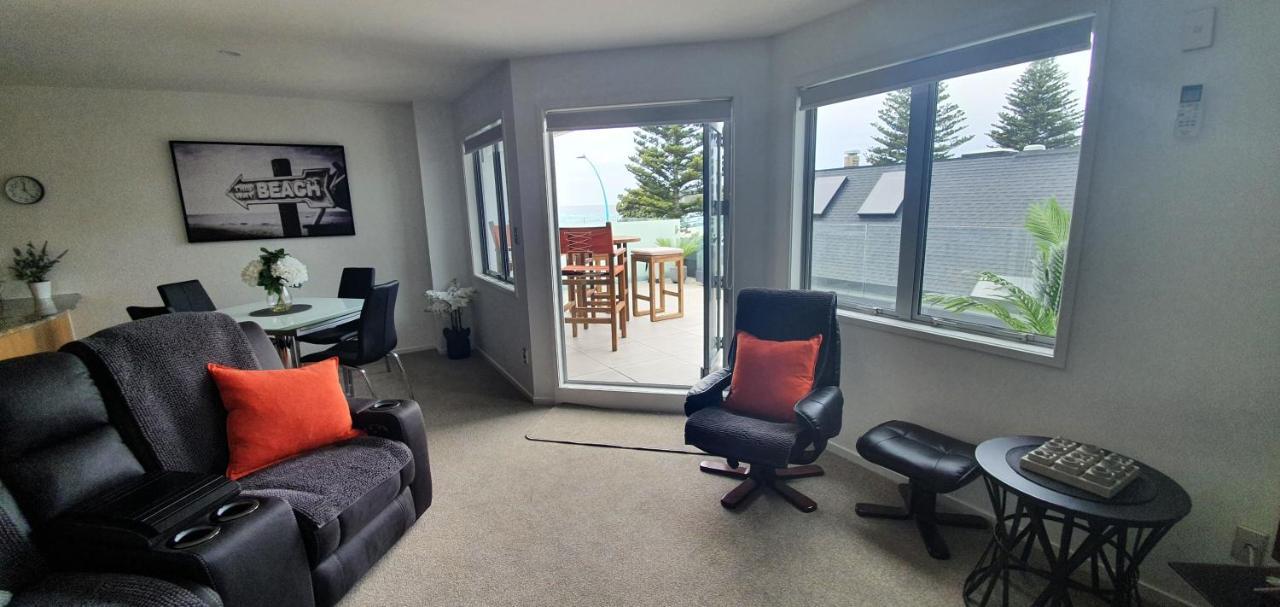 Pavilion Beachfront Apartments Mount Maunganui Bagian luar foto