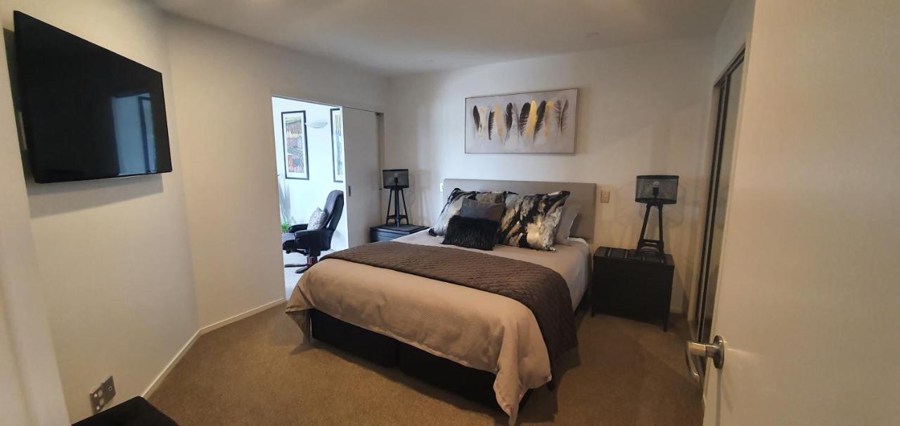 Pavilion Beachfront Apartments Mount Maunganui Bagian luar foto