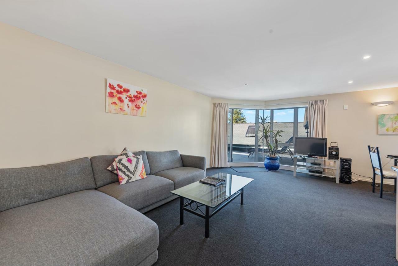Pavilion Beachfront Apartments Mount Maunganui Bagian luar foto